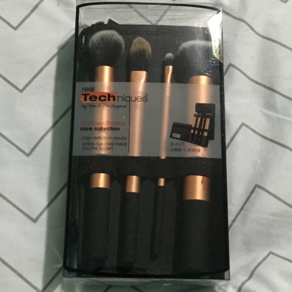 Real techniques brushes - Picture 3 of 3