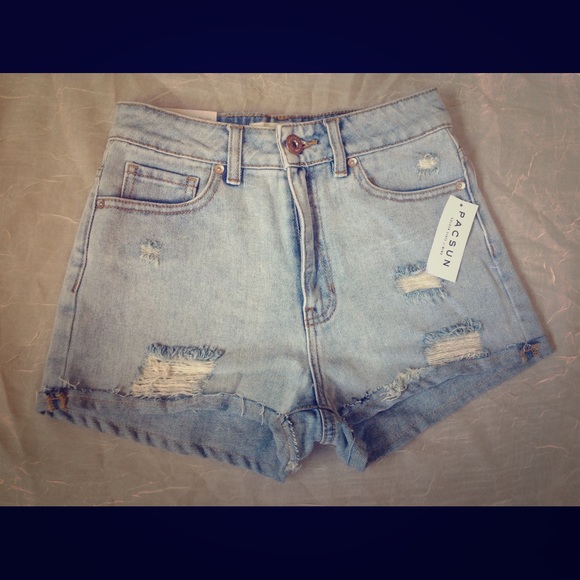 NWT high- waisted Mom ripped jean shorts