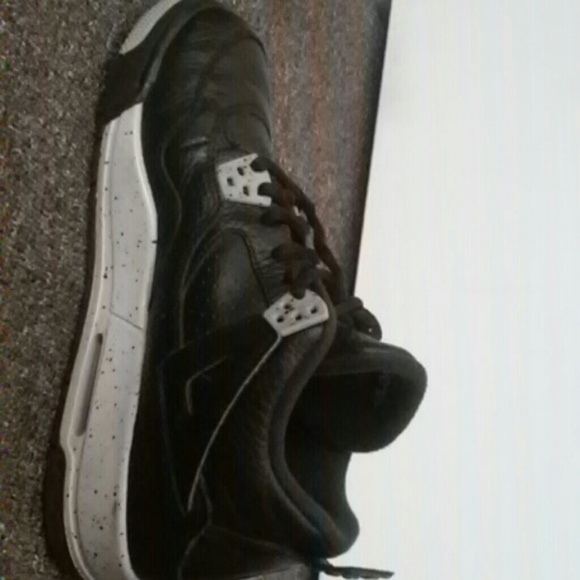 Oreos 4s - Picture 2 of 4
