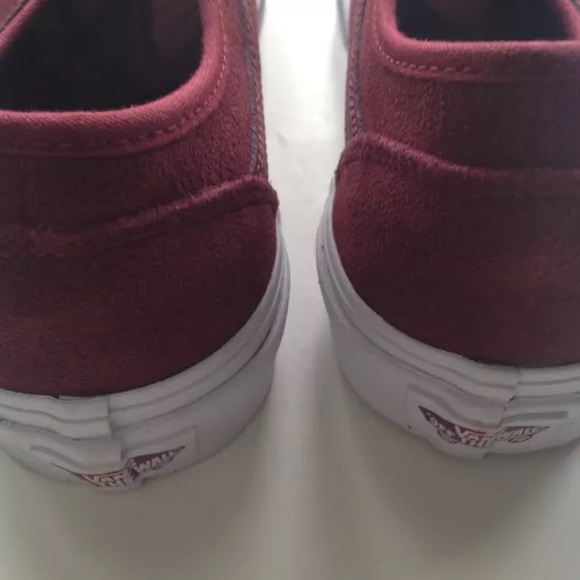 SOLD๐ฒNEW VANS slim 36 low top wine sneakers 9 - Picture 2 of 4
