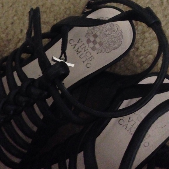 black sandals - Picture 2 of 4