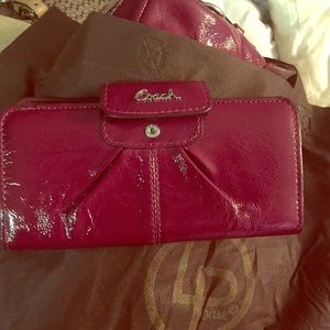 Red Coach wallet. Excellent condition