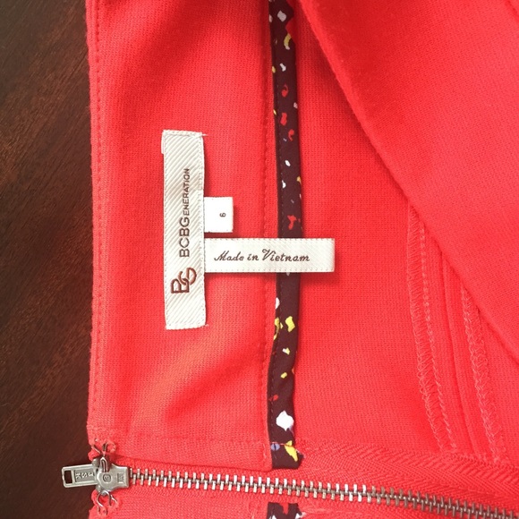 BCBGeneration fitted red skirt - Picture 4 of 4