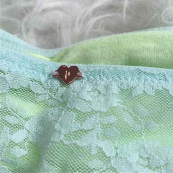 🚫SOLD🚫 ✨NEW✨ Victoria's Secret PINK Bandeau - Picture 3 of 4