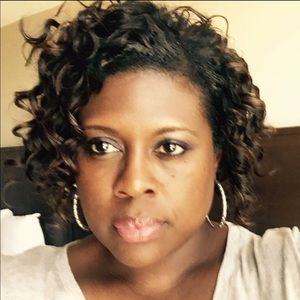 Meet your Posher, Catina