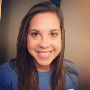 Meet your Posher, Courtney