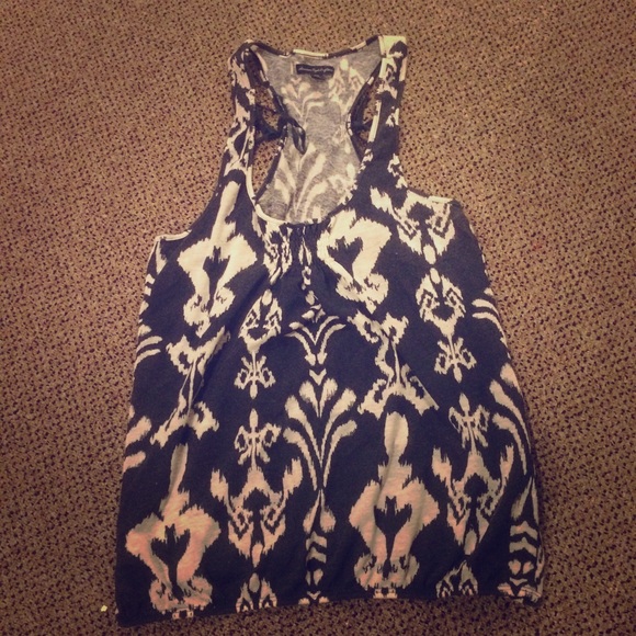 Navy blue& white Aztec tank medium. American eagle