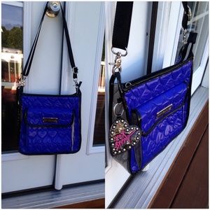 Besty Jonson cros shoulder NWOT