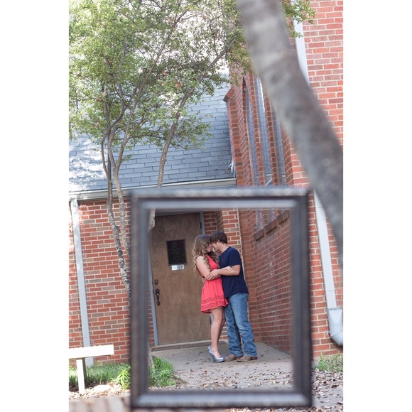 Meet your Posher! 💕 - Picture 2 of 2