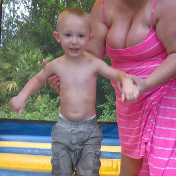 Meet your Posher, Monique - Picture 1 of 1