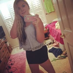 Meet your Posher, Kayla