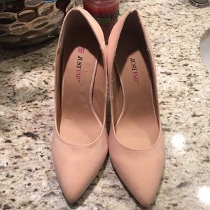 JustFab EMMILLE Classic Pump 7M JustFab EMMILLE Classic Pump 7M