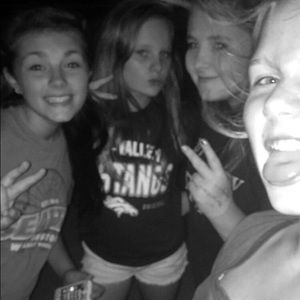 Meet your Posher, Felicity