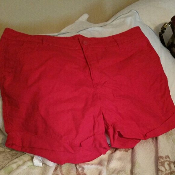 Red Faded Glory shorts. Size 14.
