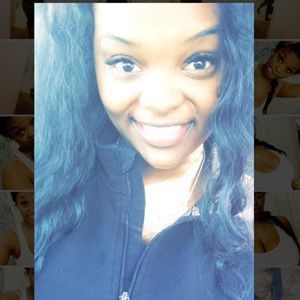 Meet your Posher, Denisha