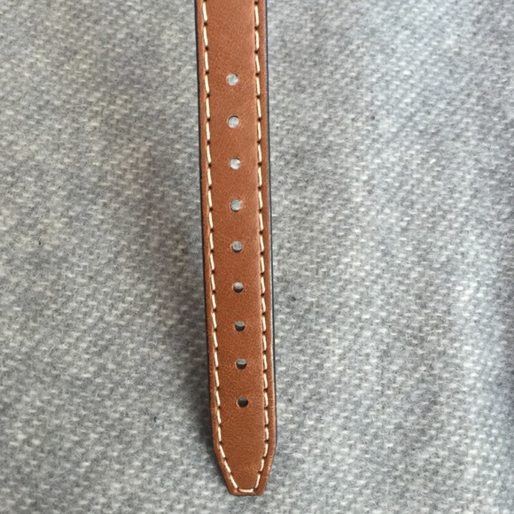 Burberry utilitarian double wrap watch NWOT - Picture 2 of 4