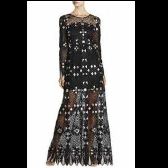 Long sleeve geometric lace dress