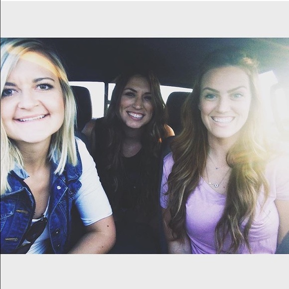 Meet your Posher, Katie - Picture 4 of 4