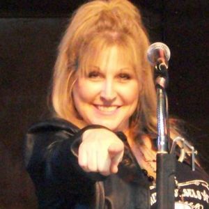 Meet your Posher, Lynn