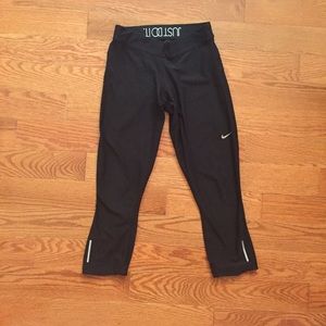 Nike Dri-Fit Cropped Black Leggings