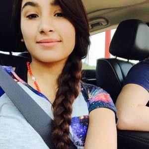 Meet your Posher, Adelfa