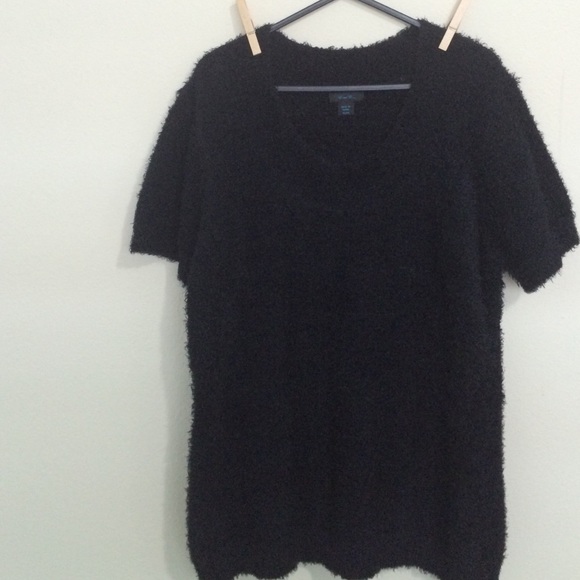 Basic fuzzy sweater | Black