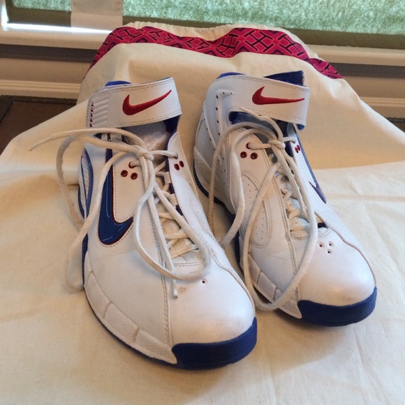 Nike Basketball Air Max tail wind