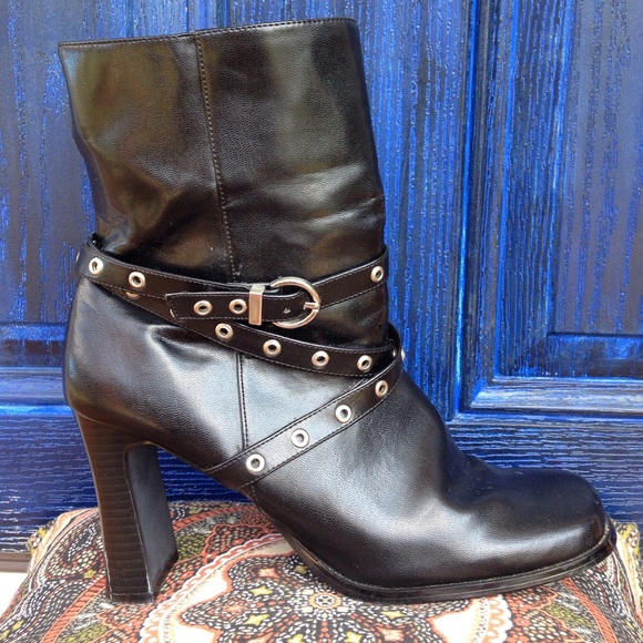 Black w/Silver Boots! NEW!
