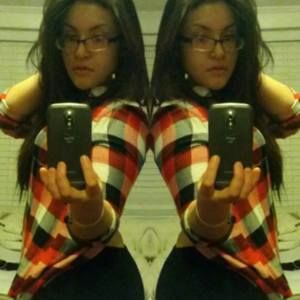 Meet your Posher, Yolanda