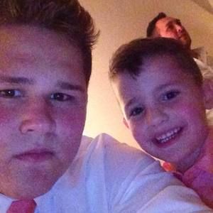 Meet your Posher, Zachary