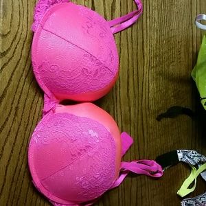 Insane pushup bra.. hardly worn