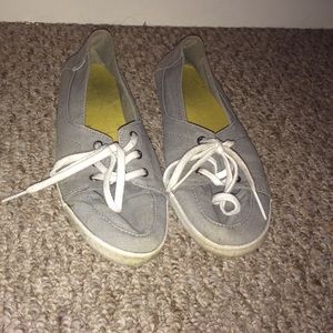 gray vans