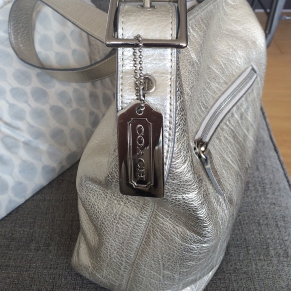 Coach bag - Picture 2 of 3