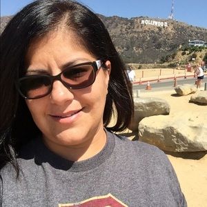 Meet your Posher, Melissa