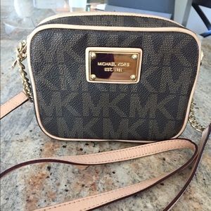 Michael Kors cross body
