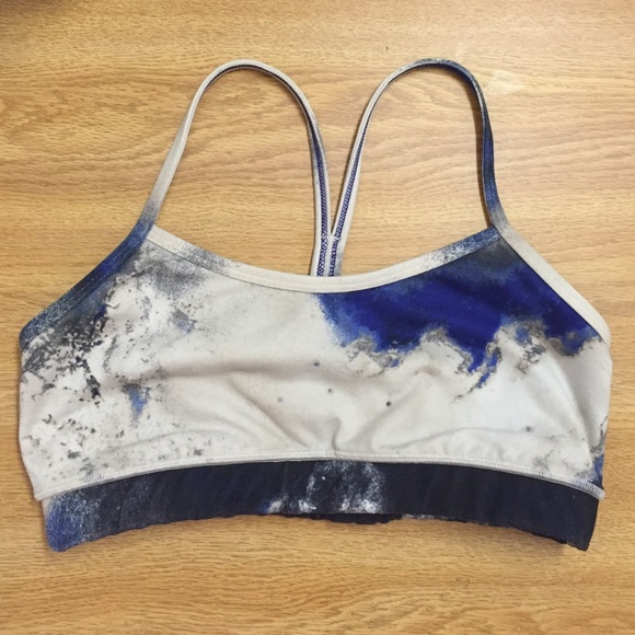 Lululemon sports bra - Picture 1 of 4