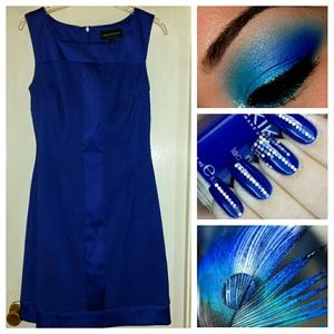 Gorgeous blue dress!