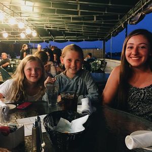 Meet your Posher, Caroline