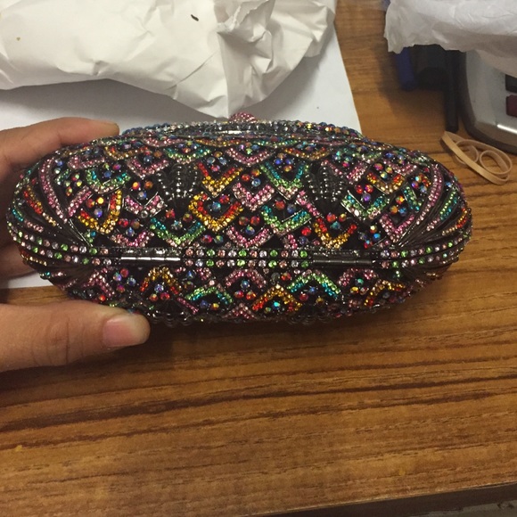 Cute owl clutch trade value $300 - Picture 2 of 4