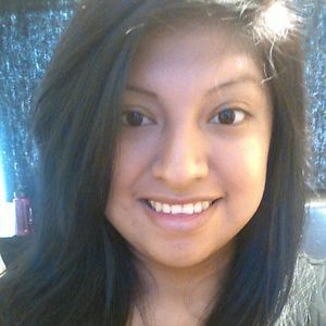 Meet your Posher, Isabel