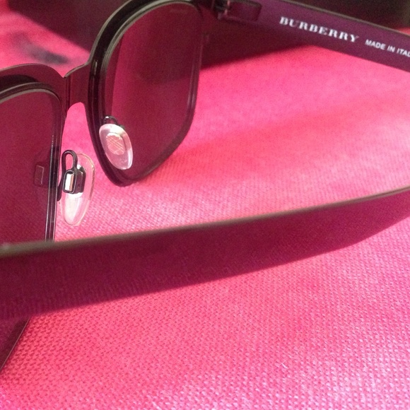 SOLD Black Burberry Sunglasses - Picture 3 of 6