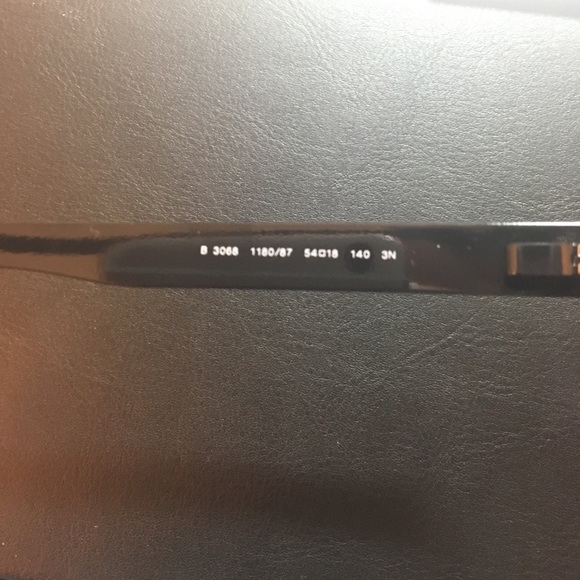 SOLD Black Burberry Sunglasses - Picture 5 of 6