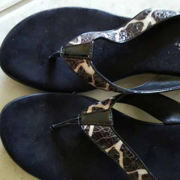 Aerosols animal print flip flops - Picture 3 of 3