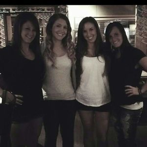 Meet your Posher, Ashley