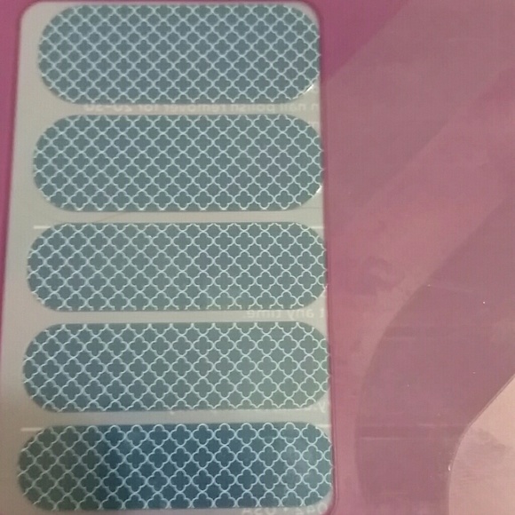 Jamberry Nail Wraps Navy Quaterfoil