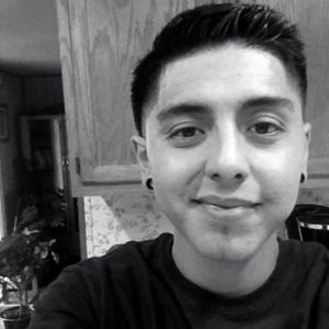 Meet your Posher, Tomas