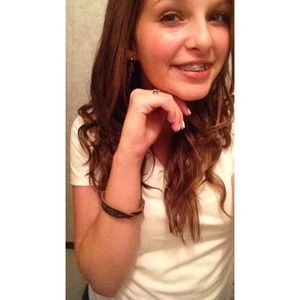 Meet your Posher, Brianna