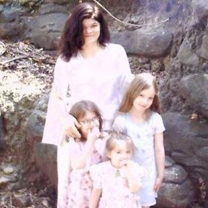 Meet your Posher, Desiree