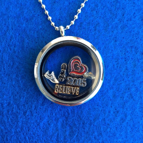 Jewelry - Memory Locket - Running/Marathon - 26.2