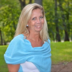 Meet your Posher, Michelle nagy